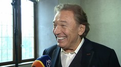 Karel Gott zverejnil aktuálnu snímku. Dúfa, že ho spoznáte
