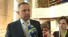 Nelka po útoku v Staškove naďalej bojuje o život. Desiatky zdravotníkov sa jej venujú dňom i nocou