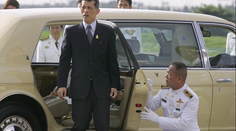 Nech žije kráľ! Na thajský trón zasadol kontroverzný princ, vraj má HIV