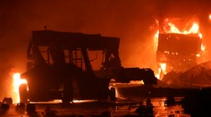 FOTO: Obrovská tragédia v Bangladéši. Pri požiari zahynulo najmenej 34 ľudí, stovky utrpeli zranenia