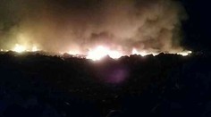 V Hnúšti horí smetisko, hasiči zasahujú už hodiny