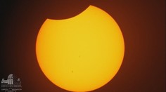 V sobotu nás čaká veľké vesmírne divadlo. Kedy a kde bude možné pozorovať čiastočné zatmenie Slnka?