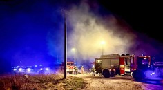 Tragédia v Nitrianskom kraji. Pri požiari rodinného domu prišli o život dve osoby