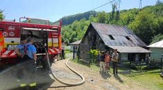 Veľké nešťastie na východe Slovenska. Po požiari rodinného domu zahynul len 20-ročný muž