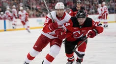 VIDEO: New Jersey podľahlo Detroitu, Nemec patril k najvyťaženejším. Dallas prehral siedmy zápas po sebe
