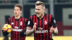 AC Miláno si rozdelilo body s Crotone, Kucka dostal červenú kartu