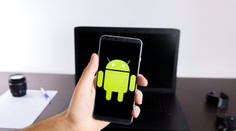 Používatelia OS Android pozor! Na internete sa šíri tapeta, ktorá úplne zablokuje smartfón