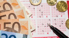 Od 14 miliónov ju delilo jediné číslo. Aj tak si z lotérie odniesla sumu, ktorá jej zmení život