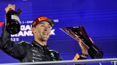 McLaren obhájil Pohár konštruktérov. Russel s premiérovým triumfom v Singapure