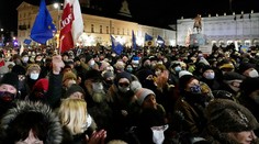 Tisíce Poliakov vyšli do ulíc