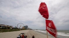 Hurikán Isaias zasiahol Severnú Karolínu v USA