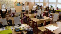 Žiaci základných a stredných škôl si prevezmú výpisy vysvedčení