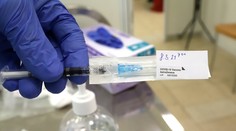 Nórsko odložilo konečné rozhodnutie o používaní vakcíny od AstraZenecy na máj
