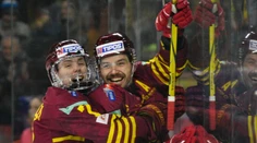 Extraliga: Zvolen a Trenčín predviedli gólové koncerty a ujali sa vedenia v sériách