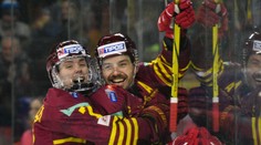 Extraliga: Zvolen a Trenčín predviedli gólové koncerty a ujali sa vedenia v sériách