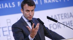Dvaja z troch Francúzov neveria Macronovej reforme zákonníka práce