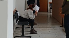 Na mol opitá mladá žena zaútočila na svojho manžela nožom. Hrozia jej roky za mrežami