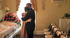 Na covid už zomrelo viac Američanov než počas pandémie španielskej chrípky