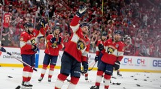 VIDEO: Bič plieskal na konci. Florida rozhodla v poslednej tretine a vo finálovej sérii vedie 2:0