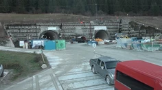 Vodiči zo Žiliny na východ tunelom tak skoro nepôjdu. Na stavbe prepustili robotníkov