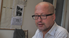 Vyštudoval vysokú školu a píše knihy, no skončil na ulici. Pokazil to alkohol, tvrdí Tomáš