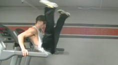 Sexi tréner si zatancoval na megahit na bežiacom páse