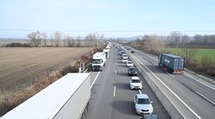 Vodičov na D1 pri Bratislave čaká obmedzenie. Na pláne je demolácia mosta