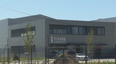 Desiatky infikovaných vo firme z juhu Slovenska vyrábajúcej sendviče a plnené bagety