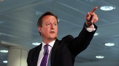 Britskí poslanci schválili letecké údery proti IS v Iraku