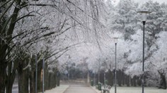 Na Slovensko sa vrátila zima. Najvyššie položené strediská čaká až do 20 centimetrov snehu