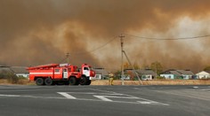 VIDEO: V sklade v Rusku horí munícia, výbuchy prichádzajú každú minútu
