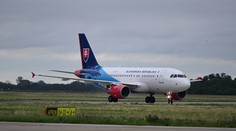 Vládny špeciál uviazol v Kazachstane. Ľudia sa musia vrátiť do Bratislavy po vlastnej osi