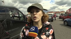 Dve stovky Rakúšanov s autami ukázali, ako sa má pomáhať migrantom