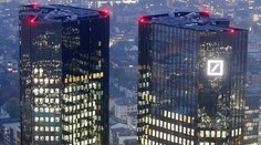 Cena akcií Deutsche Bank klesla prvýkrát pod 10 eur