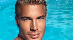 Český Ken sa stal otcom. Dieťa mu porodila náhradná matka