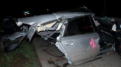 Mladý vodič (†20) nezvládol zákrutu: Náraz do stromu neprežil ani spolujazdec (†23)