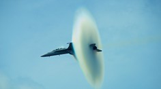 Fotka, akú urobíte raz za život. Pozrite sa, ako stíhačka prekoná rýchlosť zvuku