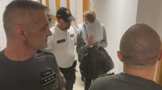 Muža vylákali pred podnik na cigaretu, skončil zmlátený v nemocnici. Za brutálnym útokom majú byť tínedžeri