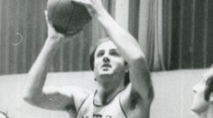 V slávnej ére vybojoval Interu historicky prvý titul majstra Československa. Zomrel Marian Kotleba