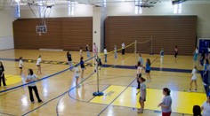 Namiesto dvoch hodín telesnej výchovy vyučujú štyri. Chcú tak deti priviesť k zdravému životnému štýlu