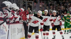 VIDEO: Tomáš Tatar ukázal, že to stále vie. Ideálnou strelou zavŕšil triumf Devils. Hviezdou večera Hischier
