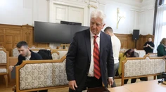 Niektorí ministri už ľutujú, že hlasovali za zníženie trestov. Verdikt v kauze Mýtnik rozvíril politické vody