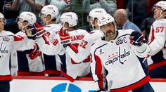 VIDEO: Noc snov pre Capitals! Ovečkin dvomi trefami zostrelil legendárny rekord, skóroval aj Fehérváry