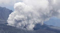 V Japonsku vybuchla sopka Aso