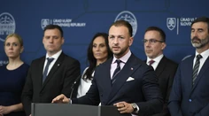 Strelec bol osamelý vlk. To, že spácha atentát, sa rozhodol po prezidentských voľbách, informoval minister vnútra
