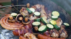 Čo najradšej grilujeme? Ženy milujú iné mäsko ako muži