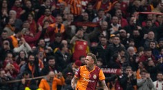 Gólový festival v Lige majstrov. Domáci s polčasom snov, hráči talianskeho giganta smútia