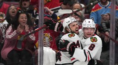 VIDEO: Nezabudnuteľný moment. Hráč Chicaga strelil ôsmy najrýchlejší gól v histórii NHL