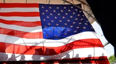 Voľby v USA: Prečítajte si príbeh prisťahovalca, ktorý sa stal pre mnohých vzorom