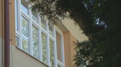 Šikana najhrubšieho zrna na základnej škole. Jedenásťročné deti chlapca bili, vydierali a týrali